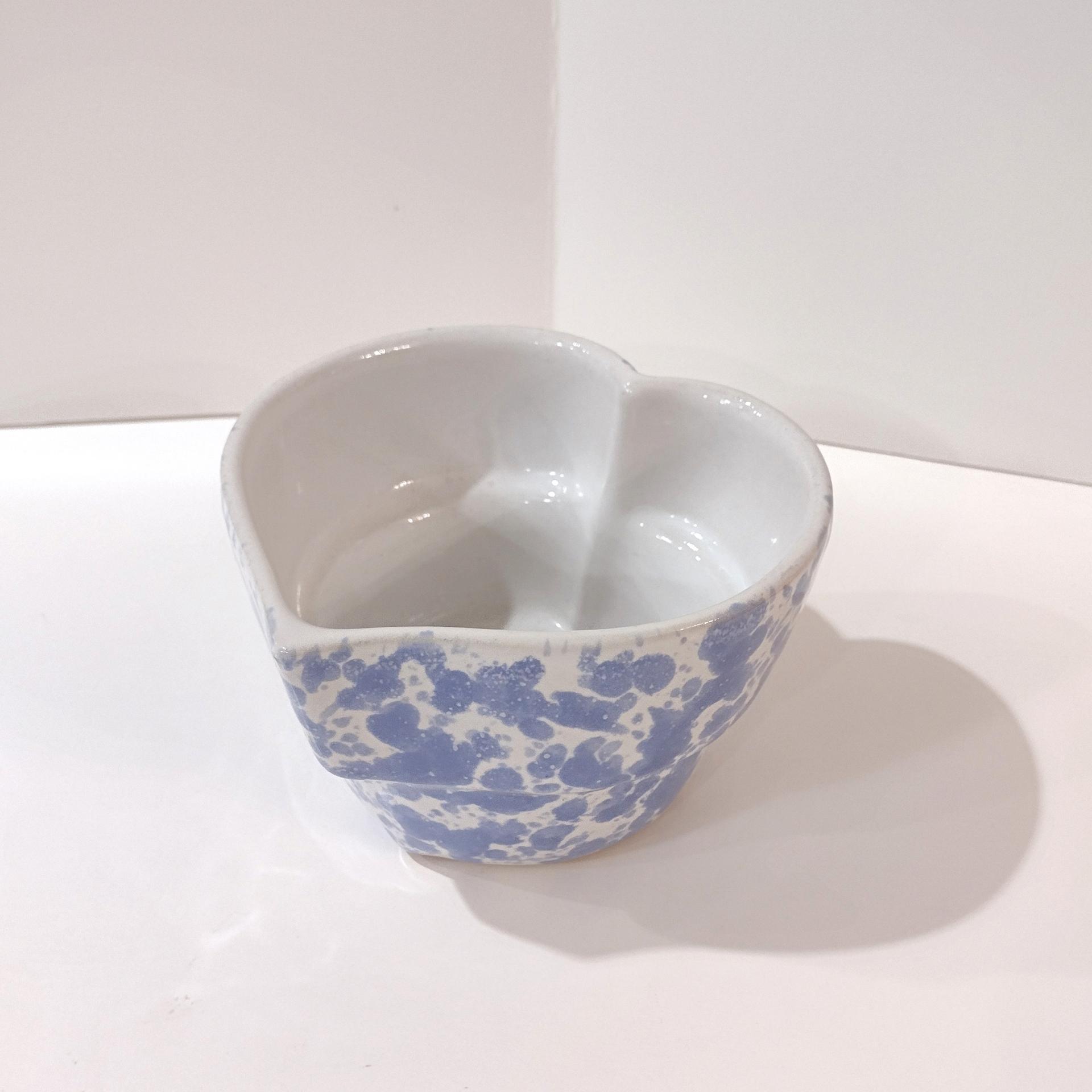 Vintage Blue Spongeware Ceramic Heart Shaped Bowl / Planter Pot, Bennington Potters Morning Glory Blue Heart Baker Bowl