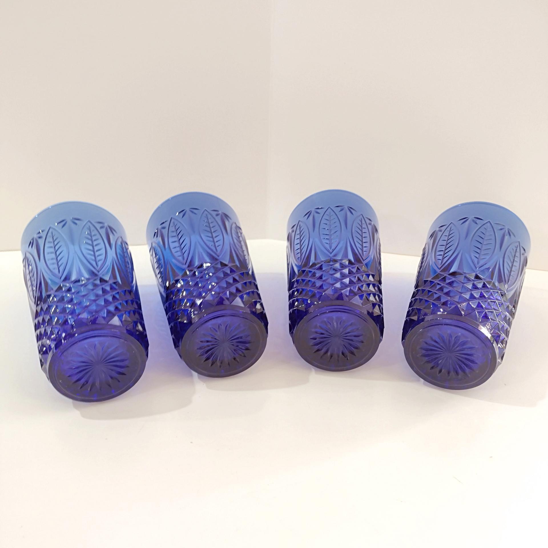 Vintage Arcoroc Avon Royal Sapphire Blue Flat Tumblers, Set of Four, Cobalt Blue Drinking Glasses with Diamond Leaf Pattern