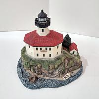 Vintage Eldred Rock Alaska Lighthouse Figurine, 2000 Harbor Lights #257 Younger and Associates