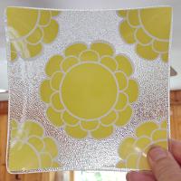 Vintage Colony Indiana Glass Yellow Flower Square Glass Appetizer Dessert Plates, Set of 2, MCM 1960's Servingware