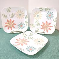 Vintage Corelle Happy Days 9 Inch Square Luncheon Plates, Set of 3