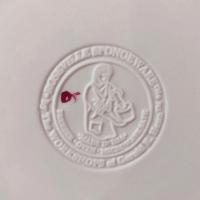 Vintage Rose Red Spongeware Snowman Holiday Christmas Ceramic Dinner Plate, Workshops of Gerald E Henn Pottery