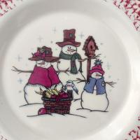 Vintage Rose Red Spongeware Snowman Holiday Christmas Ceramic Dinner Plate, Workshops of Gerald E Henn Pottery