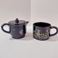 Vintage Hallmark Winnie the Pooh Mini Teapot and Cup, Stackable Tea Pot Mug Set