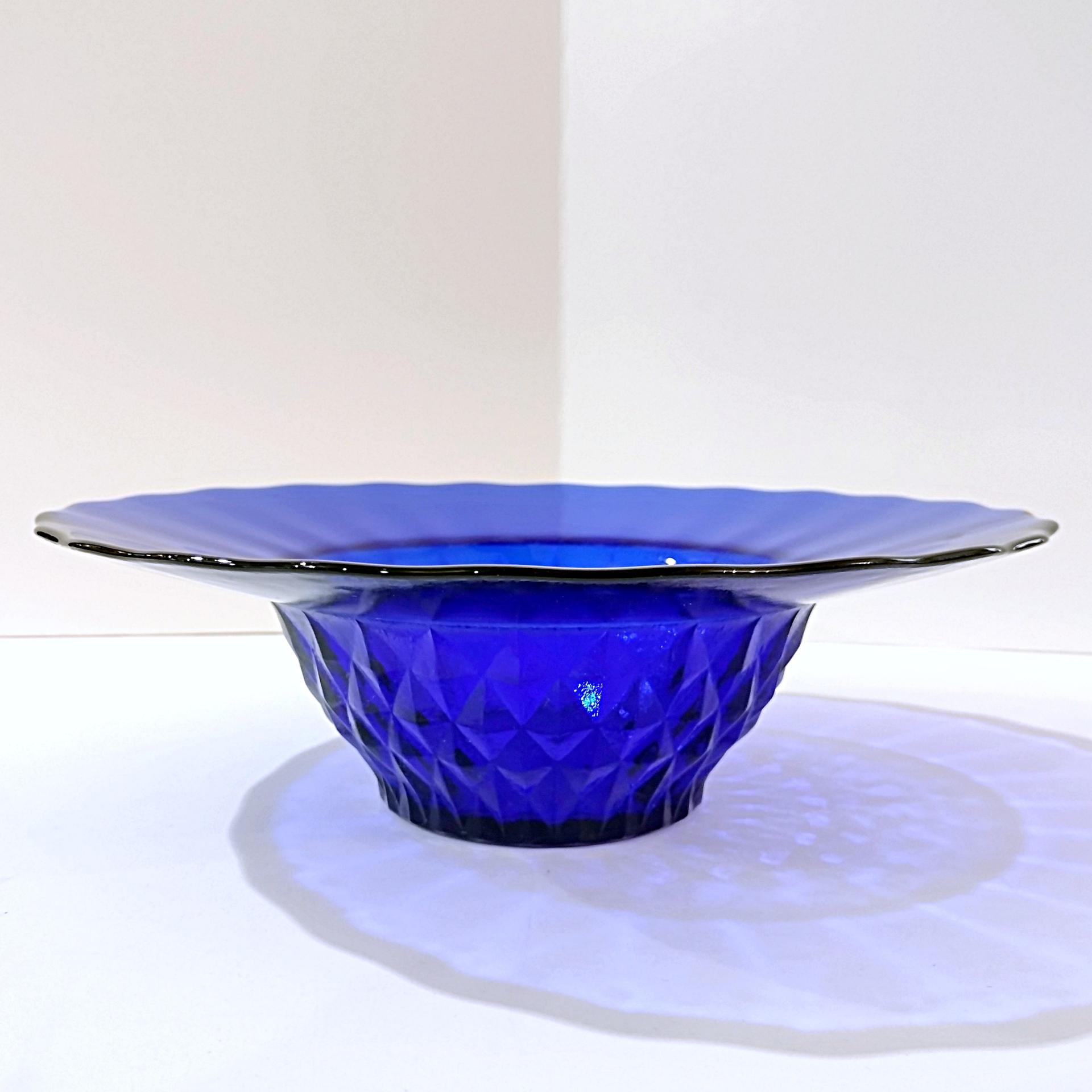 Vintage Cobalt Blue Diamond Point Decorative Glass Centerpiece Fruit Serving Bowl