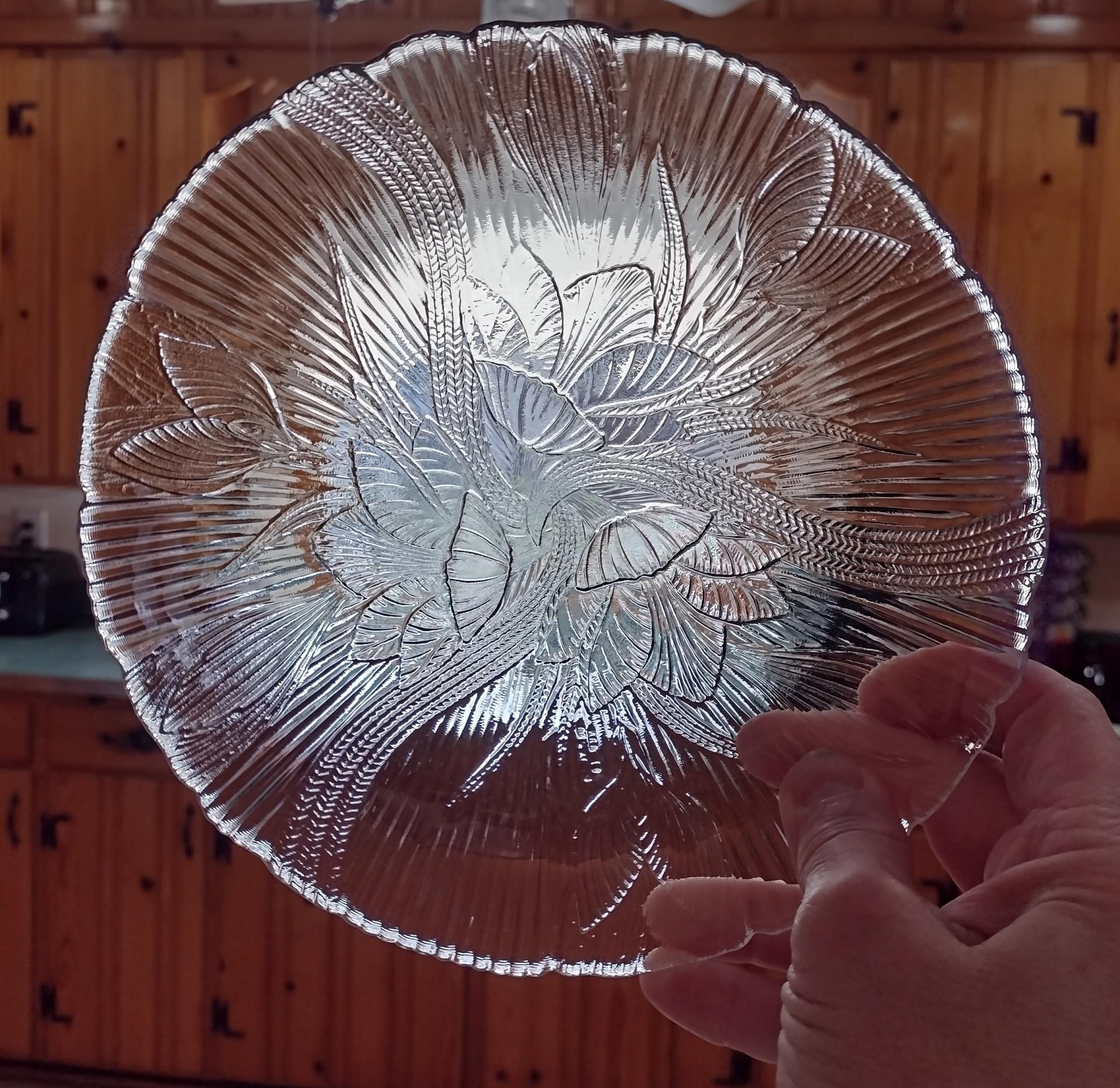 Vintage Arcoroc Canterbury Crocus 7.5 Inch Clear Glass Salad Dessert Plates, Set of 4