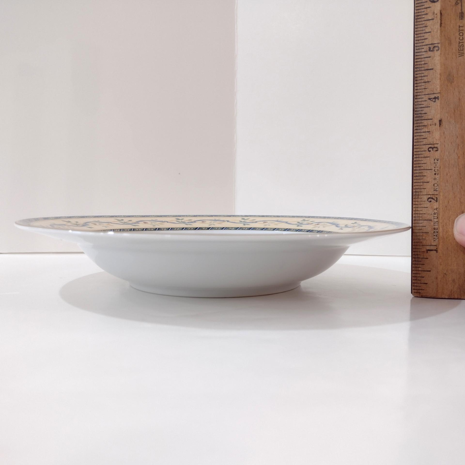 Vintage Mikasa Castle Berry Rimmed Soup Pasta Bowls, Set of 4