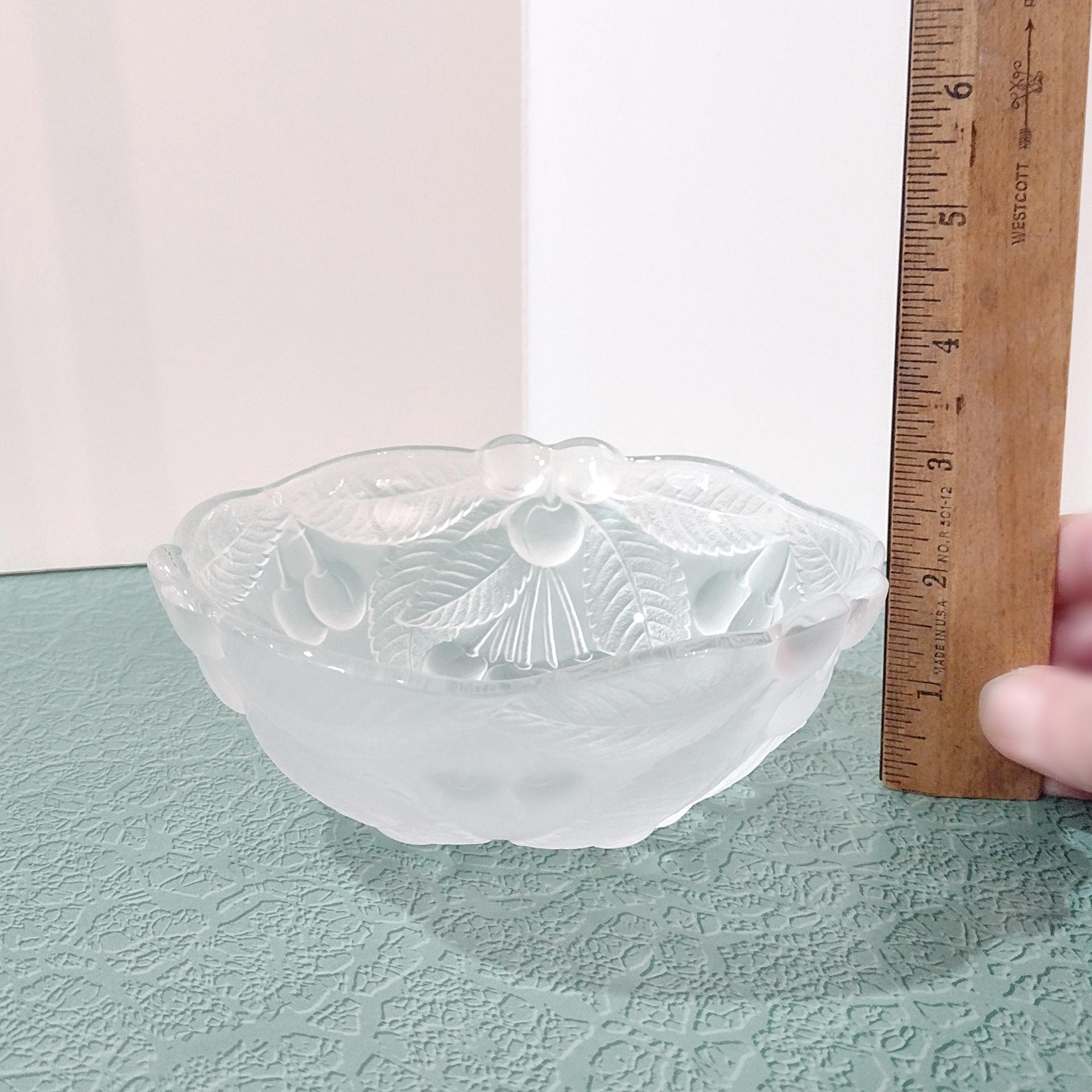 Vintage Mikasa Bountiful Frosted Glass Salad Soup Bowls, Set of Four, Raised Cherries Fruit Design