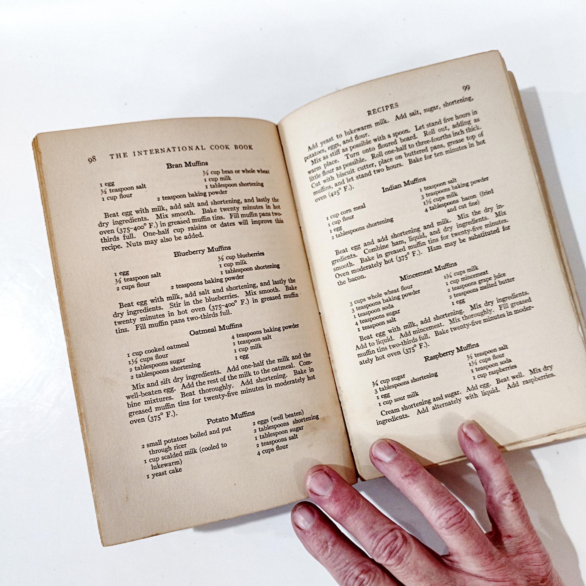 Antique The International Cook Book by Margaret Wiemer Heywood, 1929 Vintage Cook Book