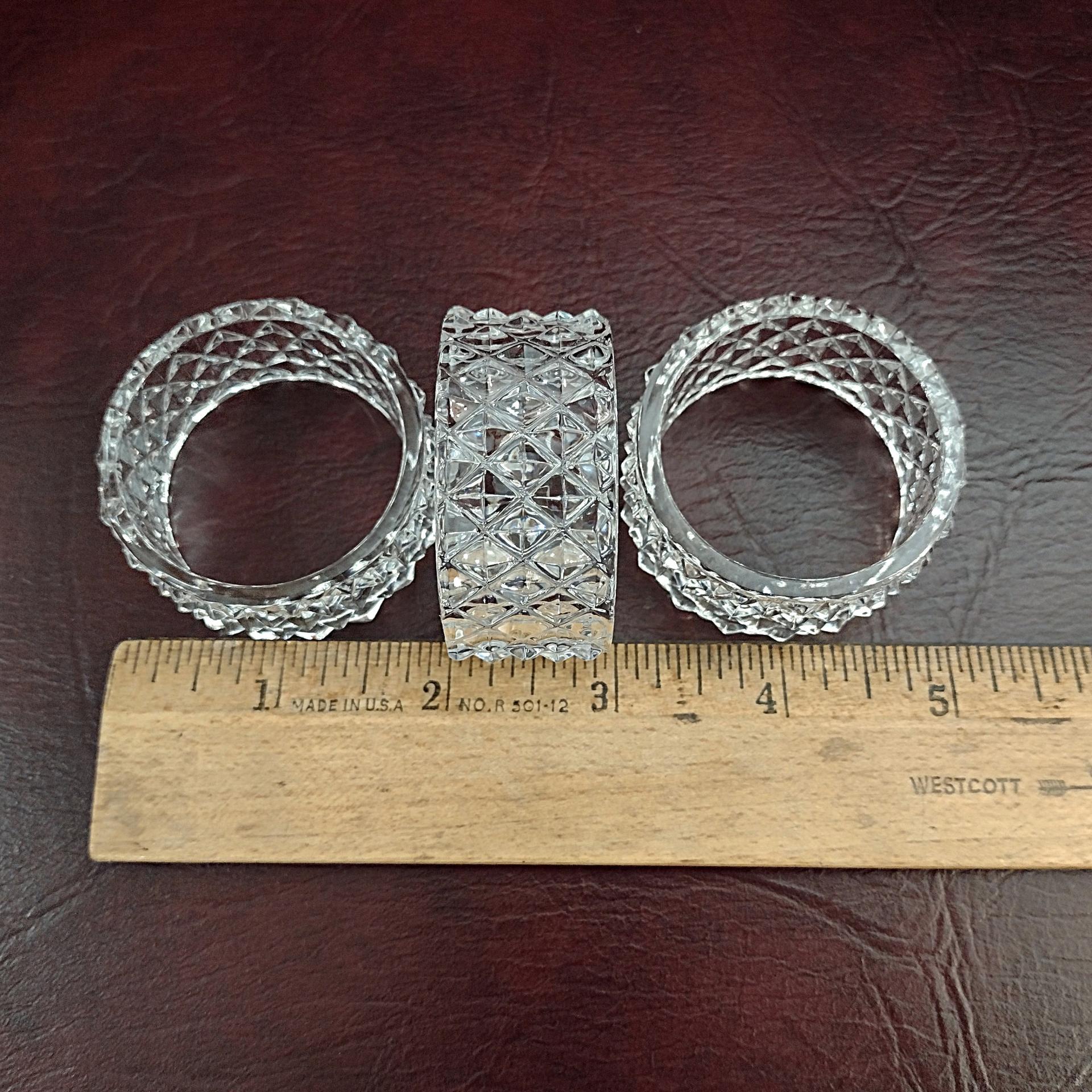 Vintage Fostoria Heritage Clear Glass Napkin Rings, Set of 3, Diamond Pattern Glass Napkin Holders