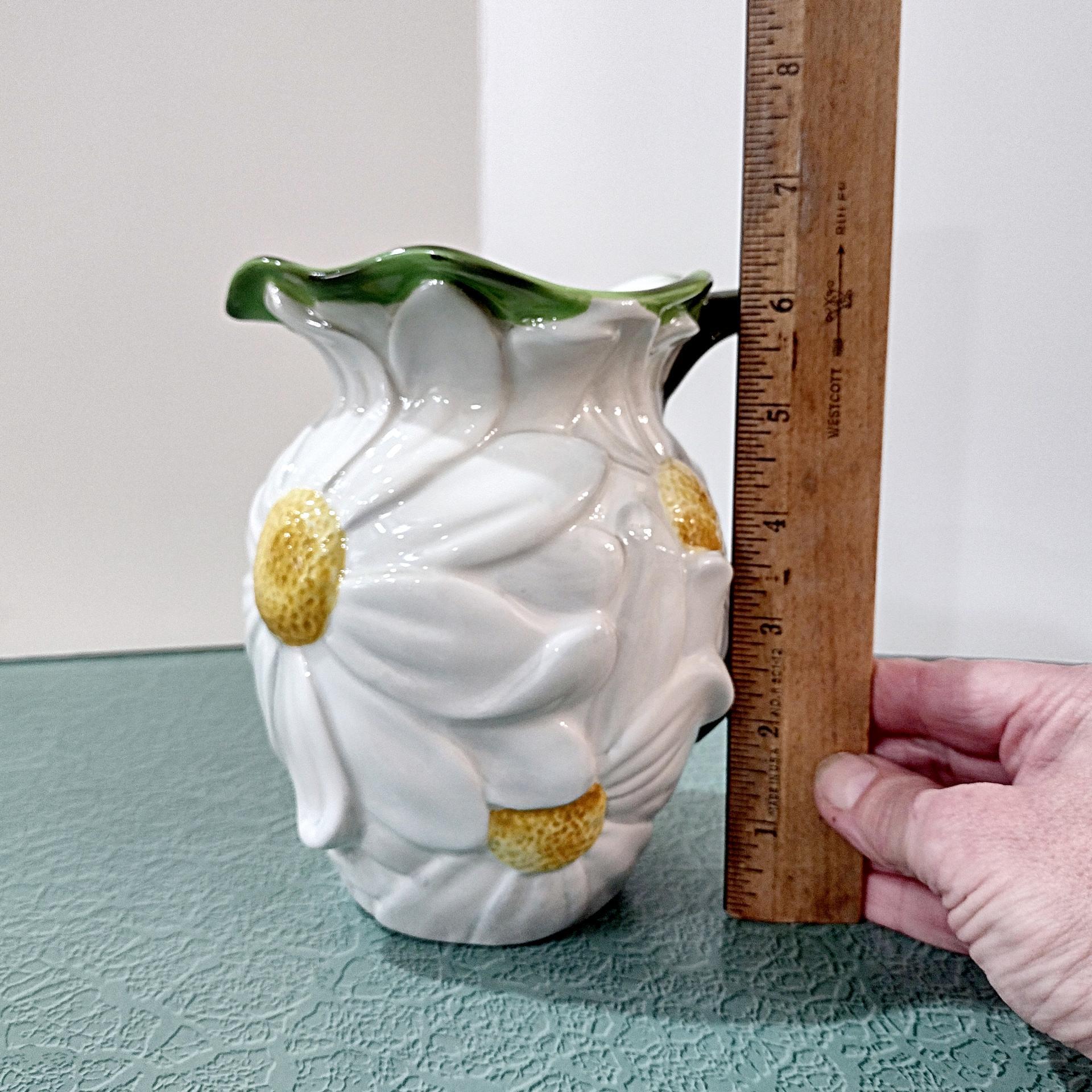 Vintage Teleflora Daisy Ceramic Pitcher Vase