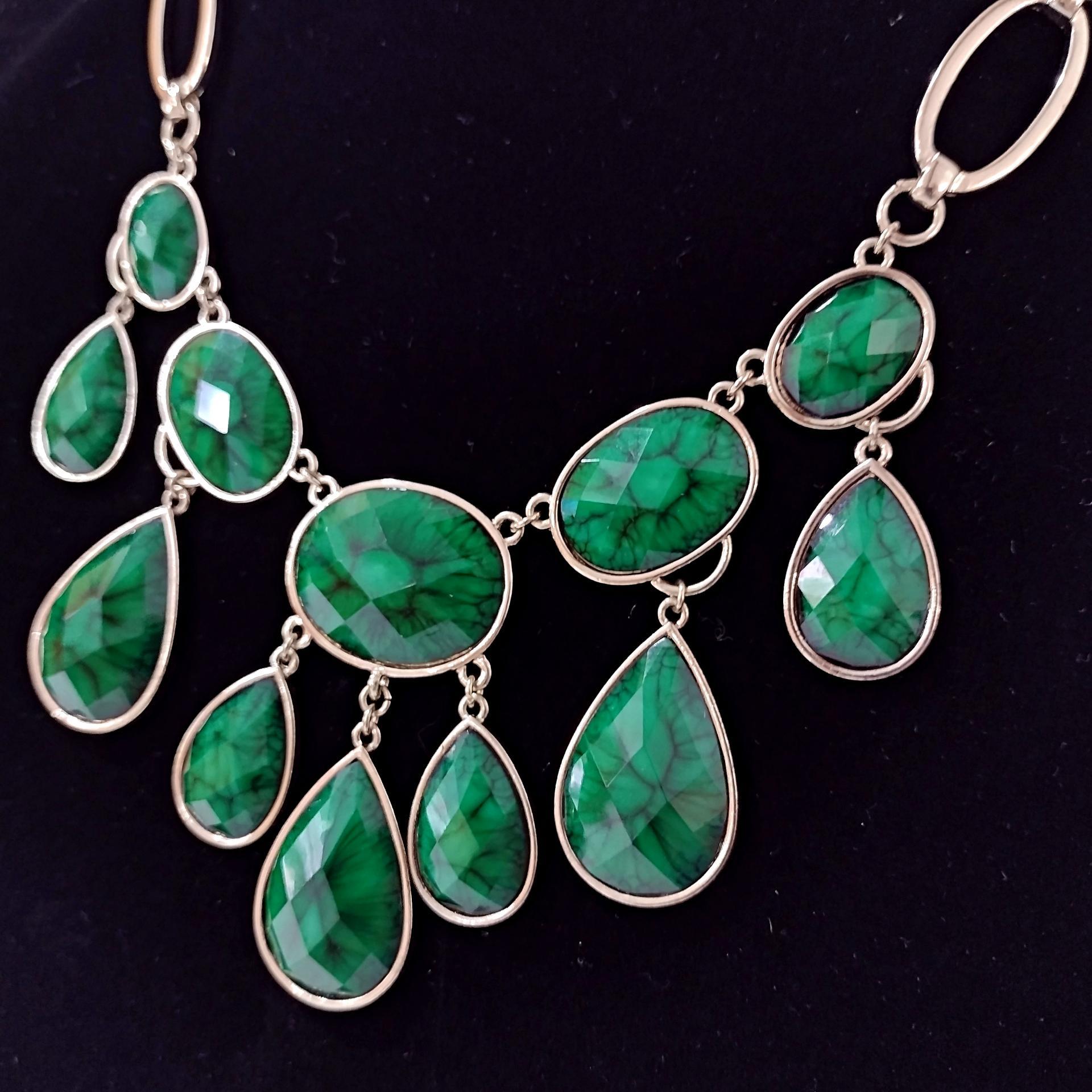 Vintage Green and Black Cabochon Bib Statement Necklace, Gold Tone Green Teardrop Dangle Necklace