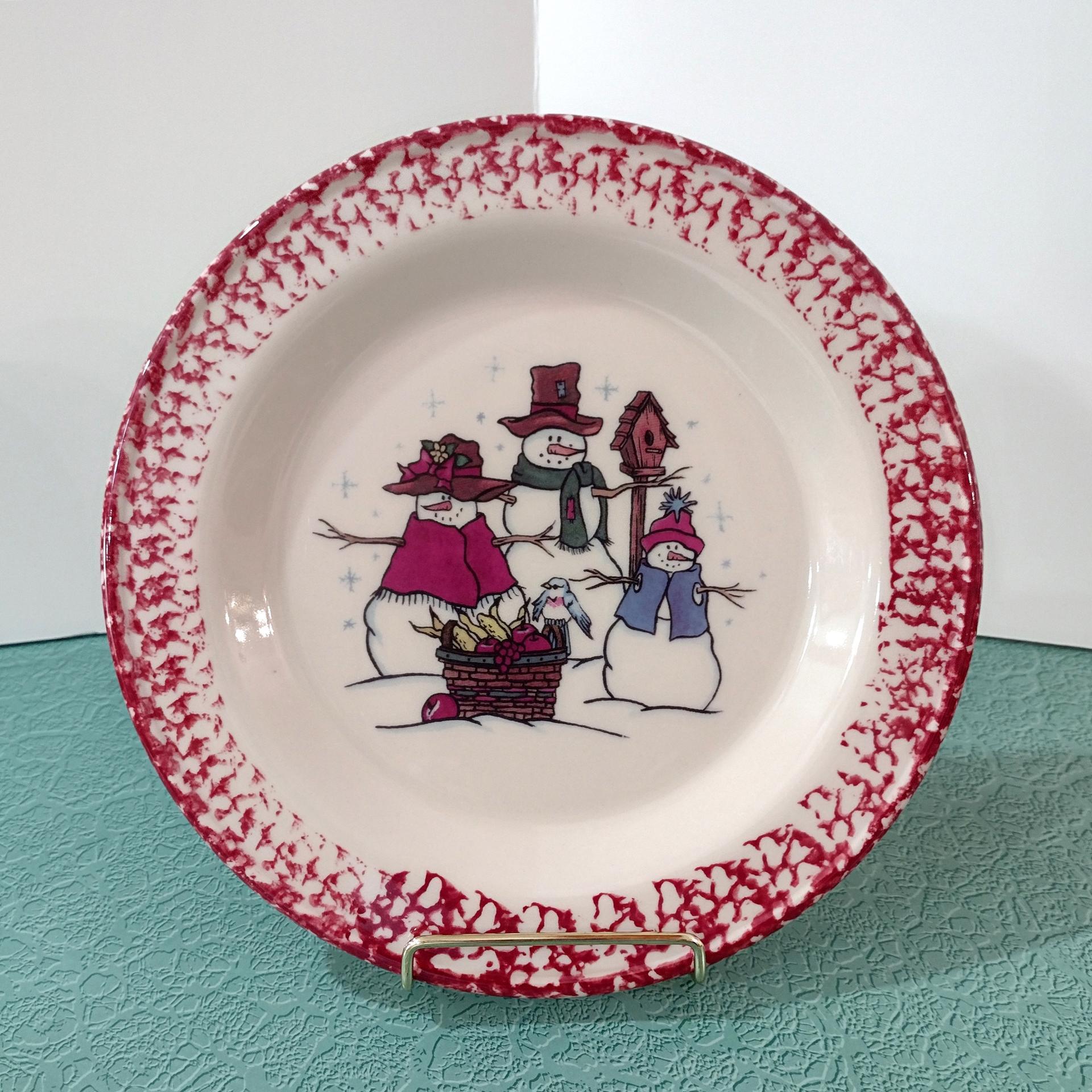 Vintage Rose Red Spongeware Snowman Holiday Christmas Ceramic Dinner Plate, Workshops of Gerald E Henn Pottery