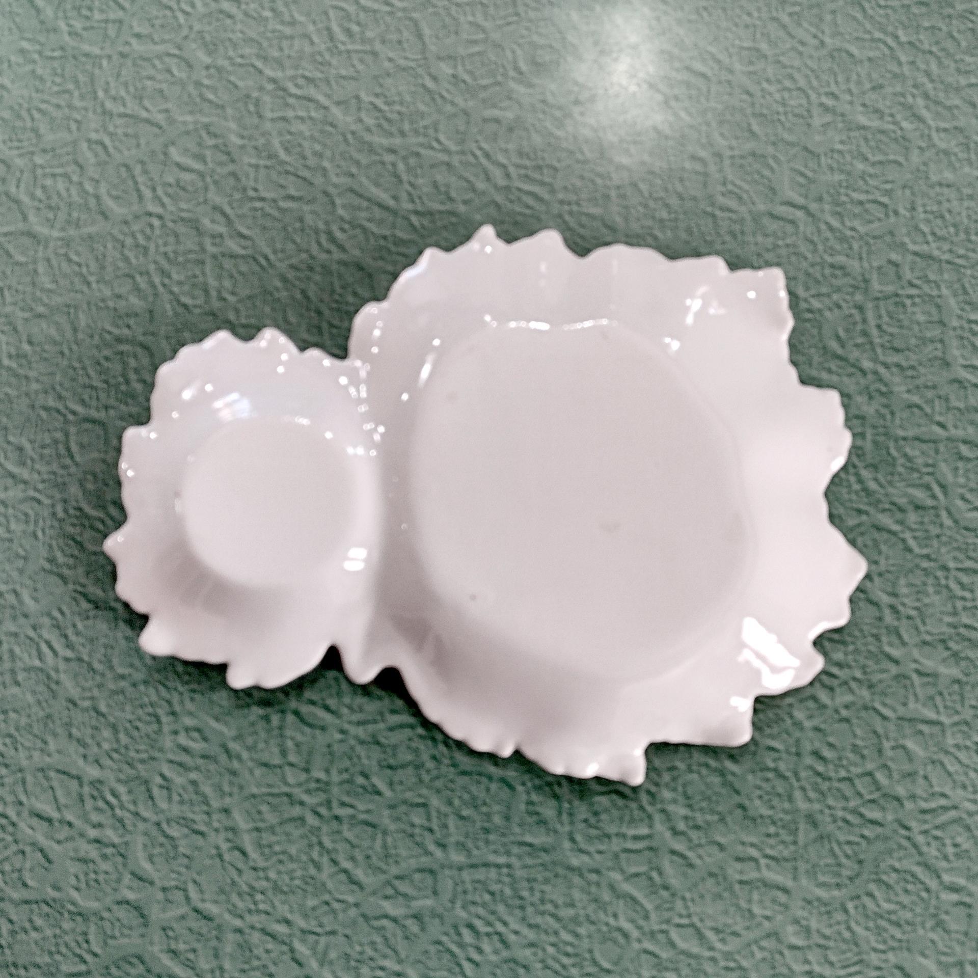 Set of 3 Vintage White Ceramic Leaf Shaped Snack Trays with Drink Holders, Leaf Appetizer Plates