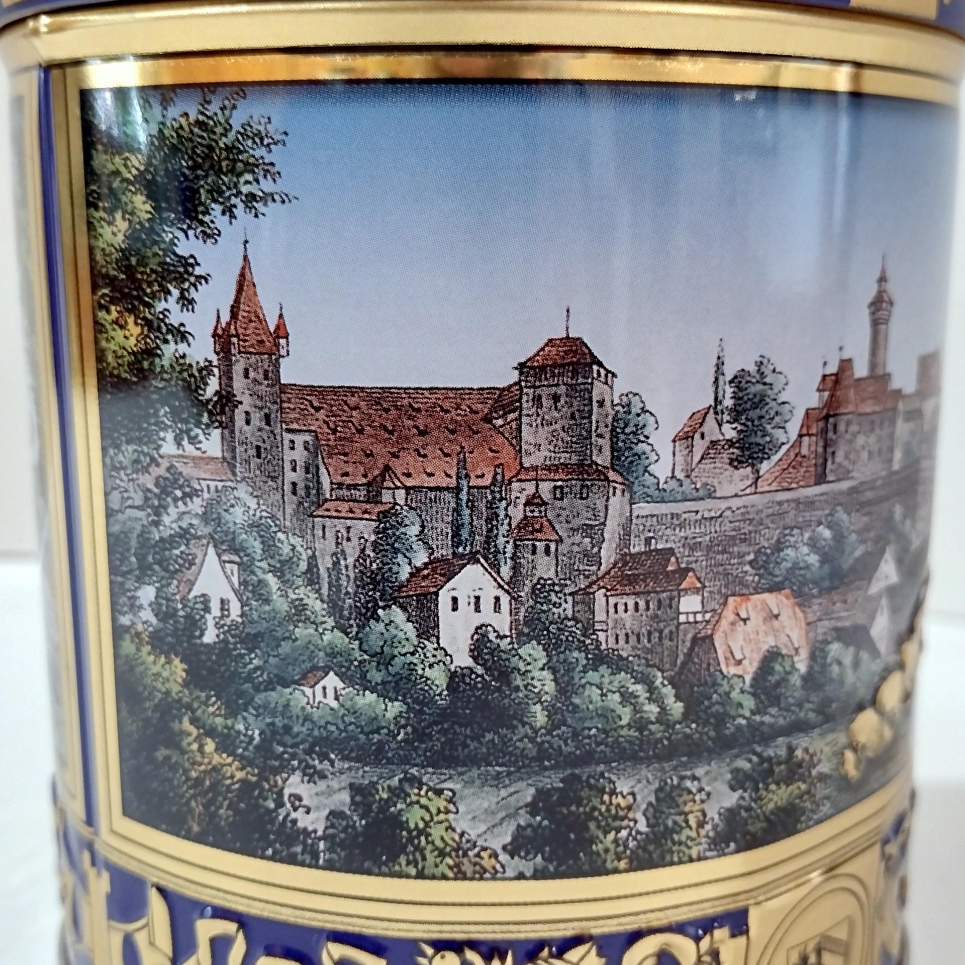 Vintage Lebkuchen-Schmitz Gingerbread Cookie Nurnberger Castle Tin, Nuremburg Germany Scene Decorative Storage Tin