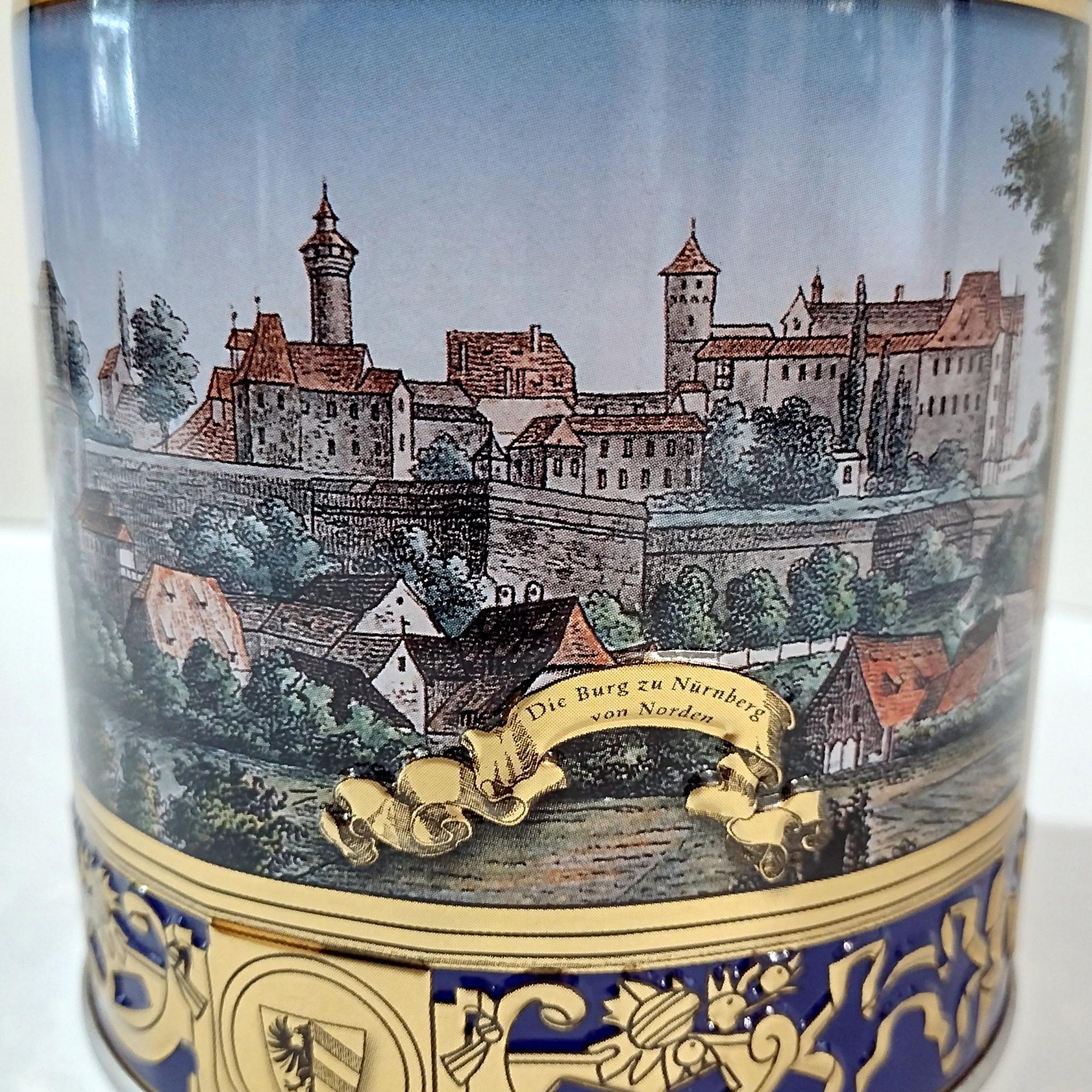Vintage Lebkuchen-Schmitz Gingerbread Cookie Nurnberger Castle Tin, Nuremburg Germany Scene Decorative Storage Tin