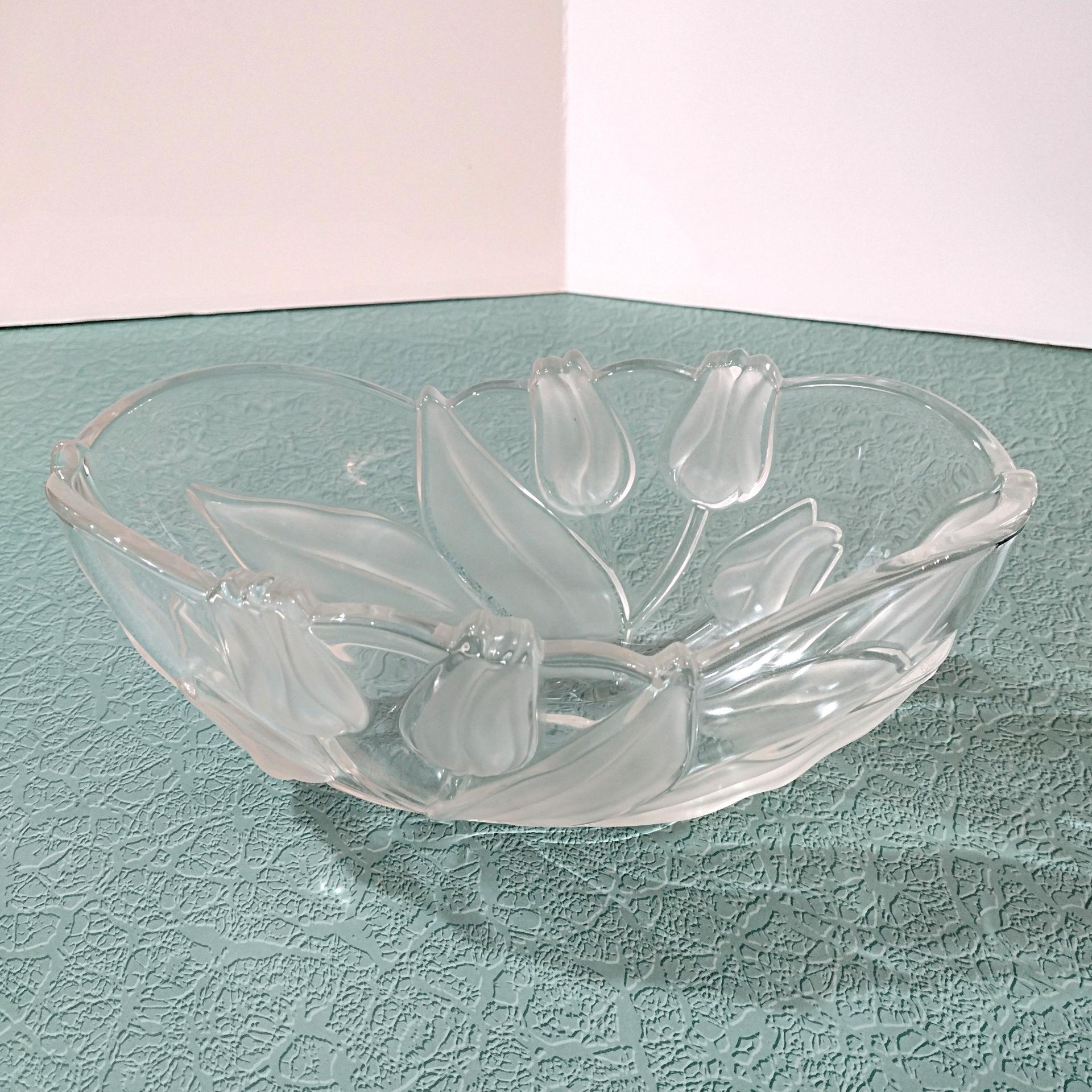 Vintage Mikasa Tulips Satin Oval Decorative Glass Bowl, Frosted Floral Centerpiece Fruit Bowl