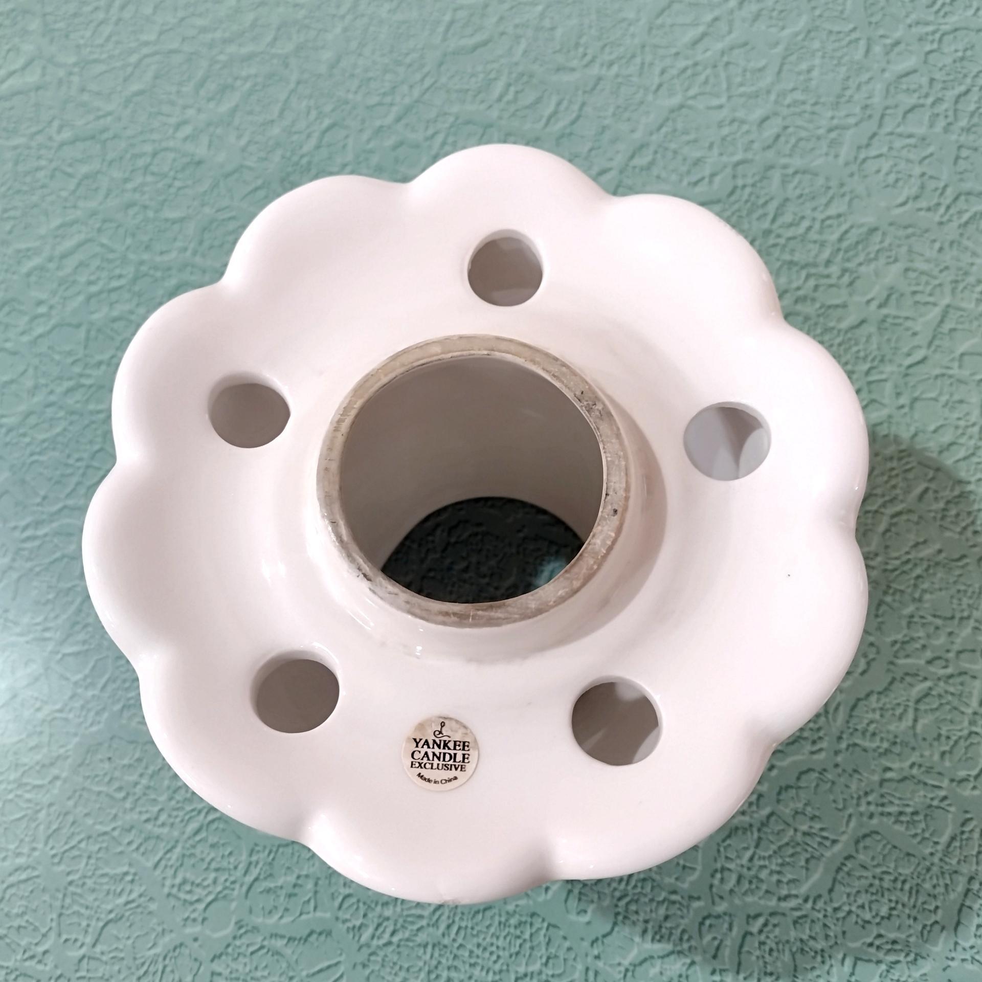 Vintage Yankee Candle Ceramic Shade Jar Topper, Red and Green Mistletoe Design, Holiday Decoration