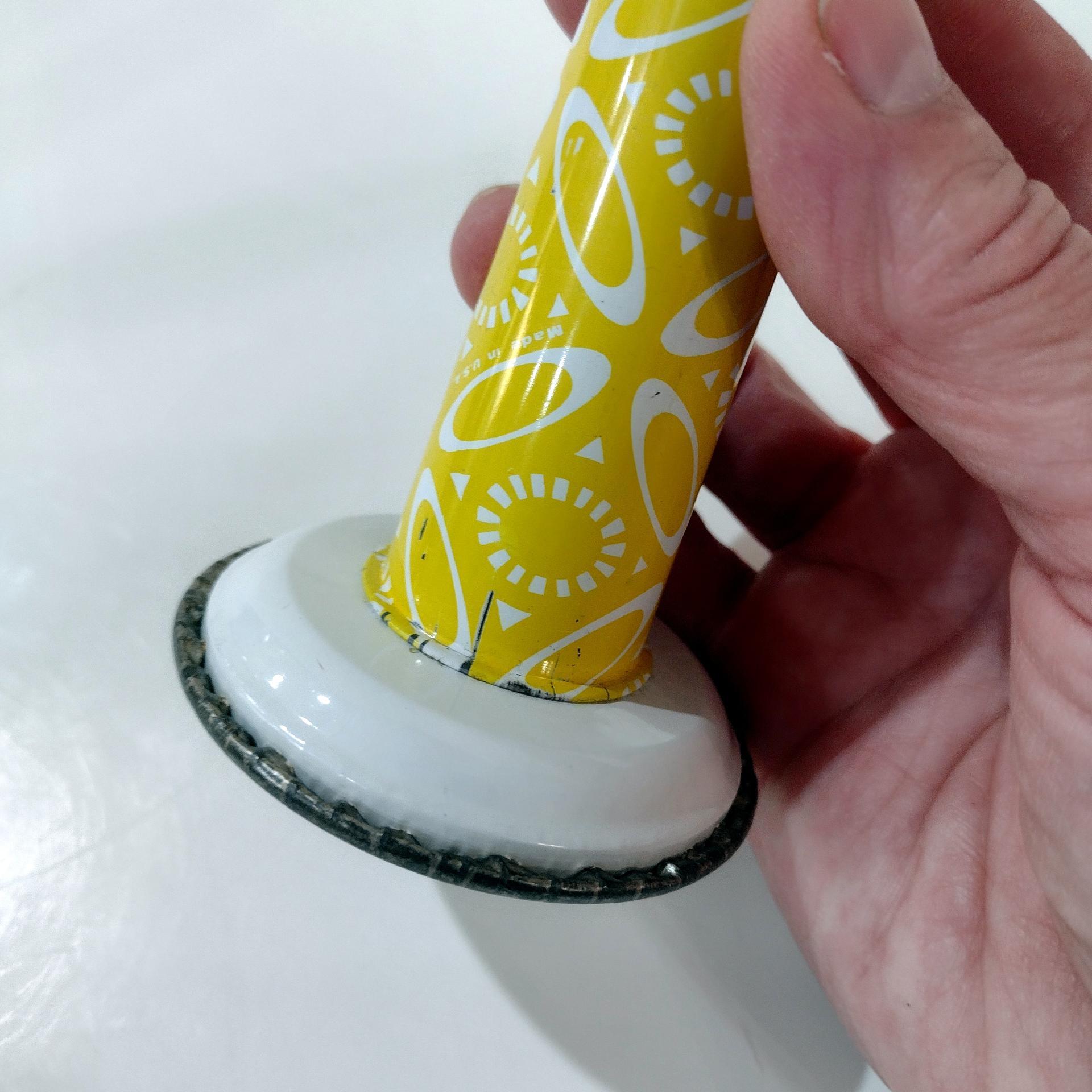 Vintage Tin Litho Metal Noise Maker Horns, Set of 4, 1950's Party Noisemaker Blowers