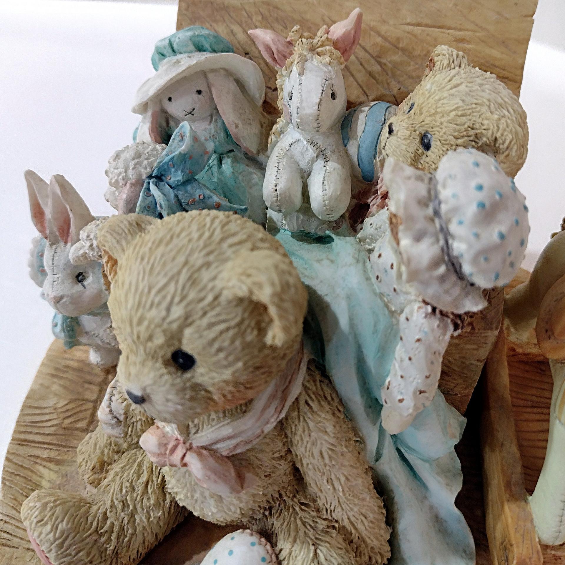 Vintage 1991 Cherished Teddies Christopher Old Friends are the Best Friends, Priscilla Hillman 950483 Enesco Teddy Bear Toy Box Figurine