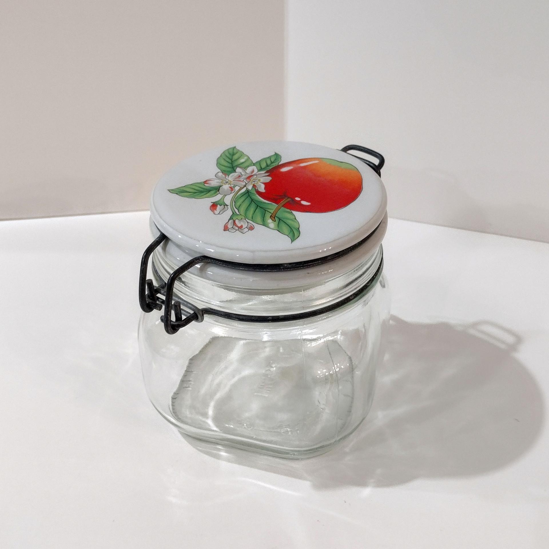 Vintage Ravenhead Kilner Mason Jar with Ceramic Apple Design Lid and Clamp, 20 Ounce Glass Airtight Storage Container