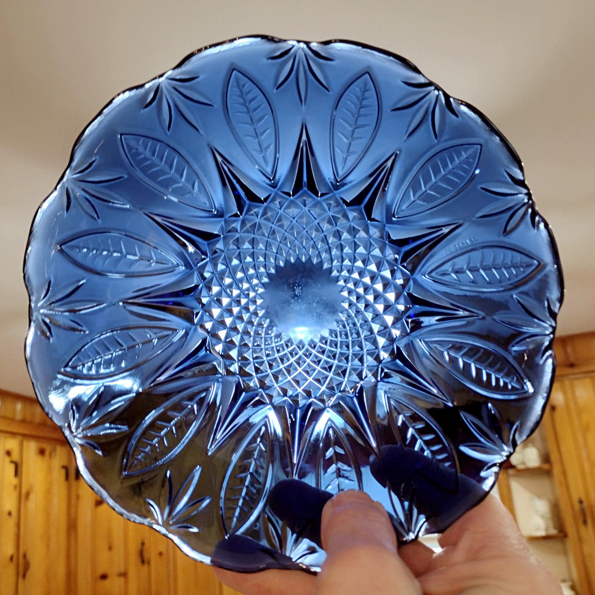 Vintage Arcoroc France Avon Royal Sapphire Cereal Soup Bowls, Set of Four, Cobalt Blue Bowls