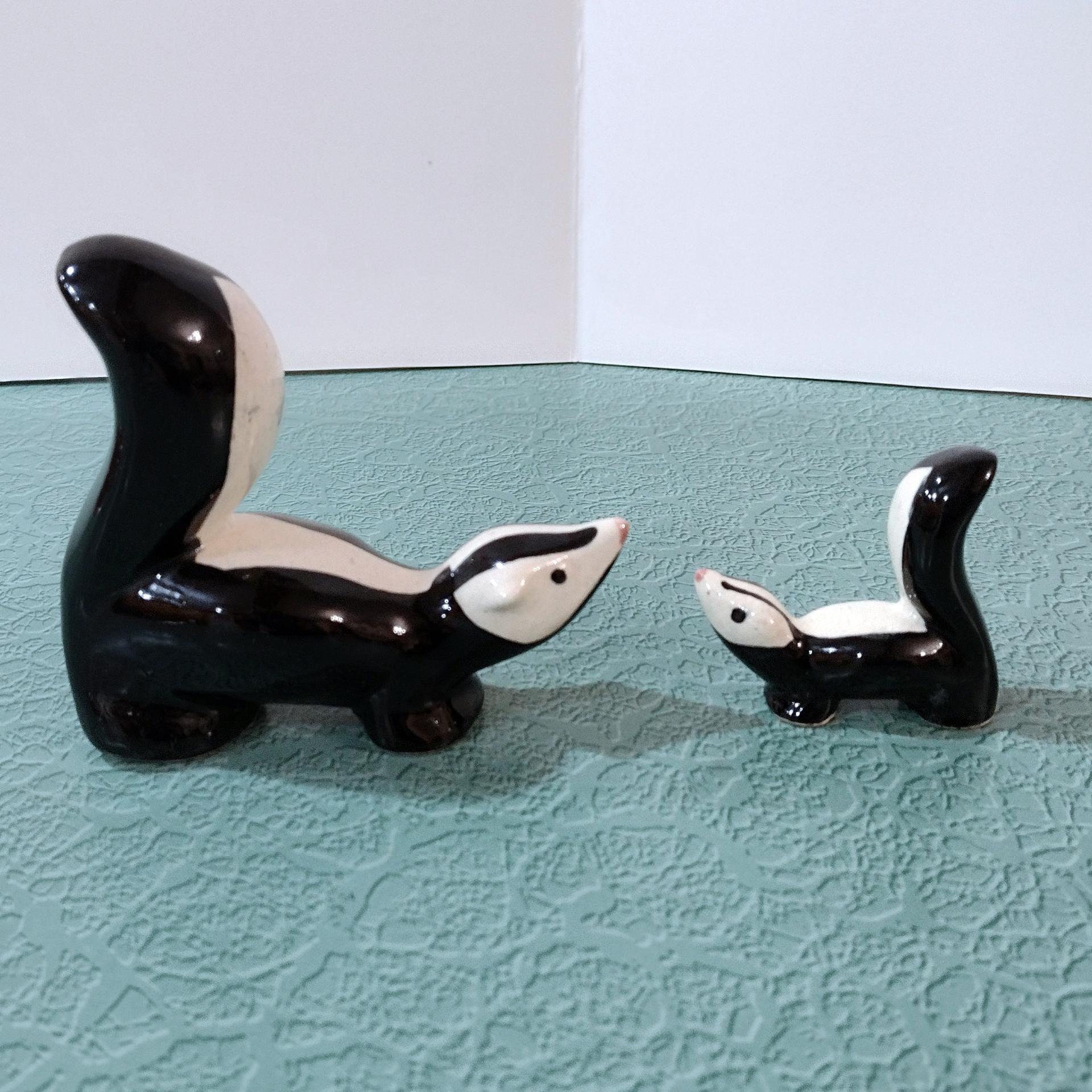 Vintage Momma and Baby Skunk Ceramic Figurines, Set of Two