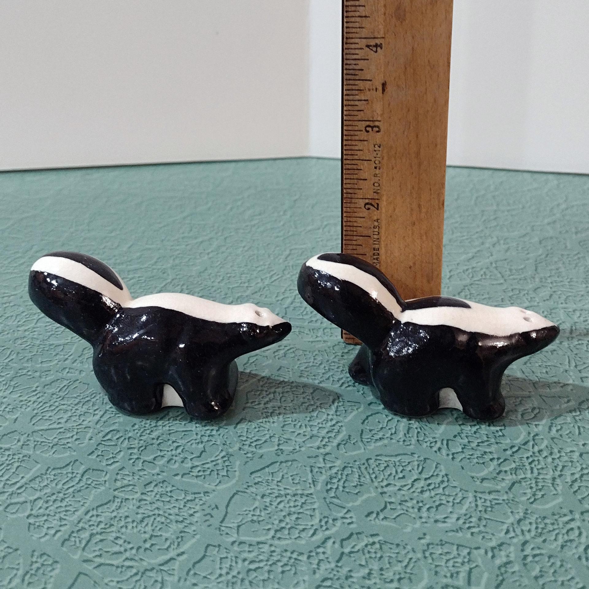 Vintage Ceramic Skunk Salt and Pepper Shaker Set