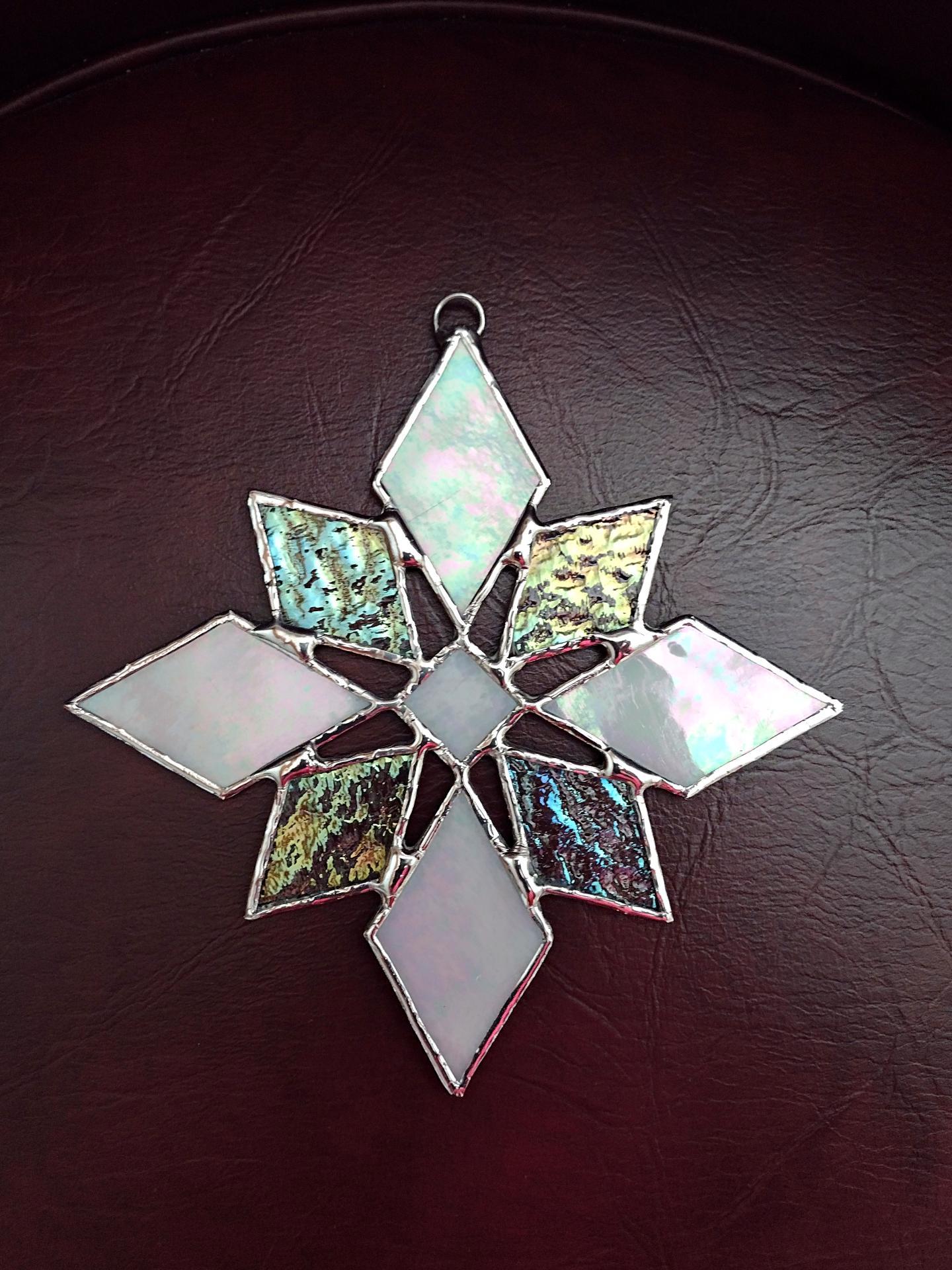 Iridescent White and Clear Stained Glass Snowflake Suncatcher, Christmas Ornament, Snowflake Ice Crystal Ornament, Winter Window Decoration