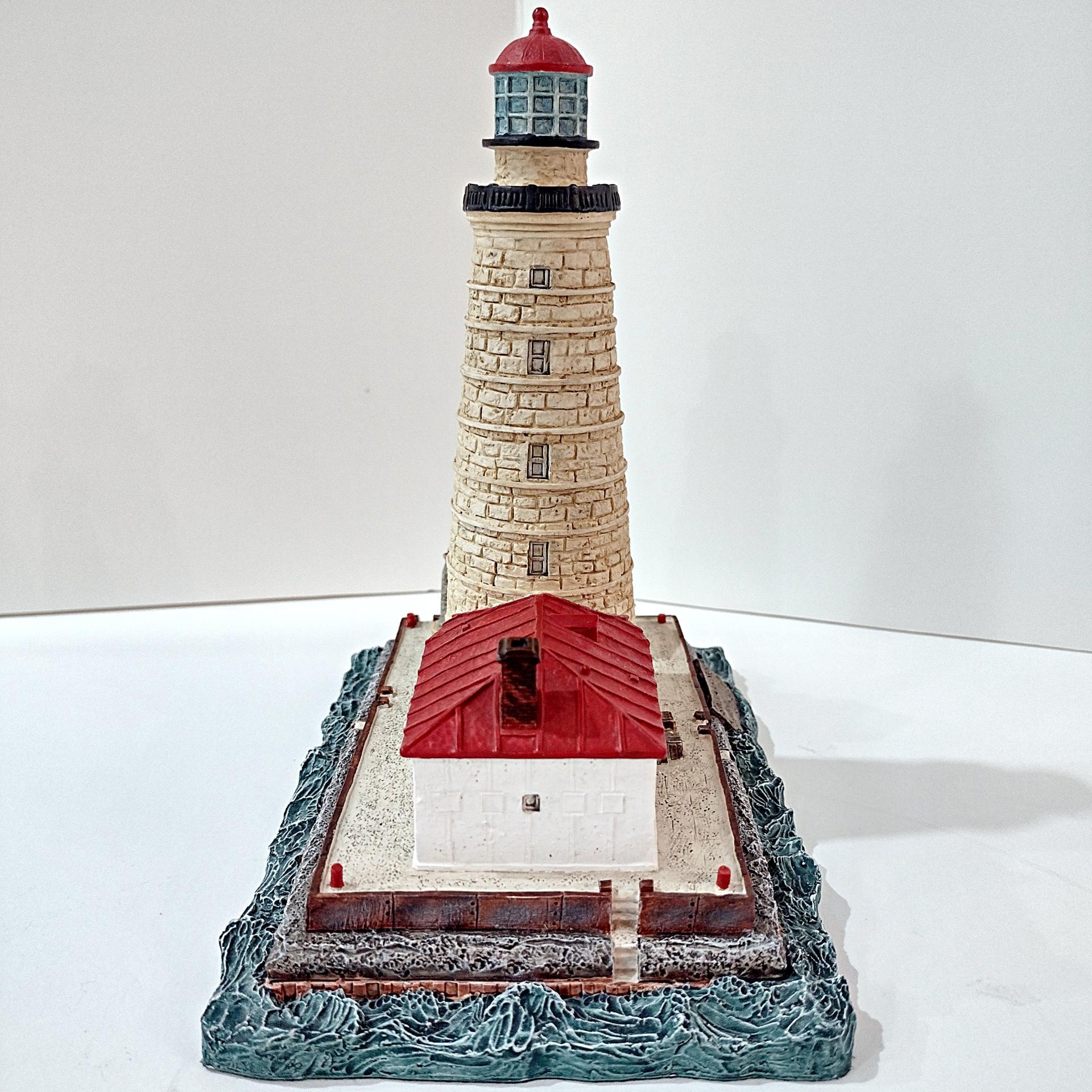 Vintage Spectacle Reef Michigan Lighthouse Figurine, 1995 Harbor Lights #410 Younger and Associates