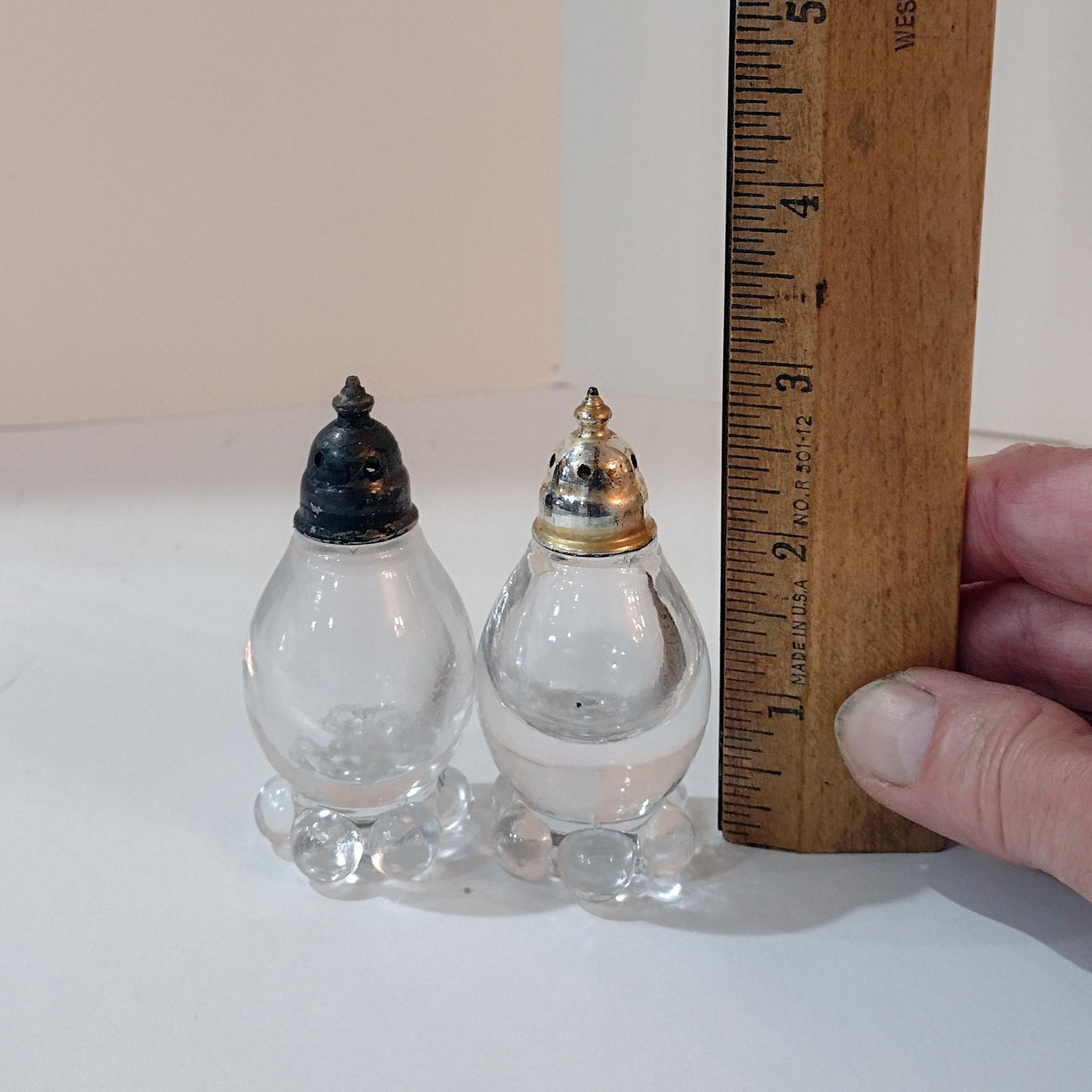 Vintage Imperial Glass Candlewick Salt and Pepper Shaker Set with Metal Lids, Small Glass Salt and Pepper Shakers