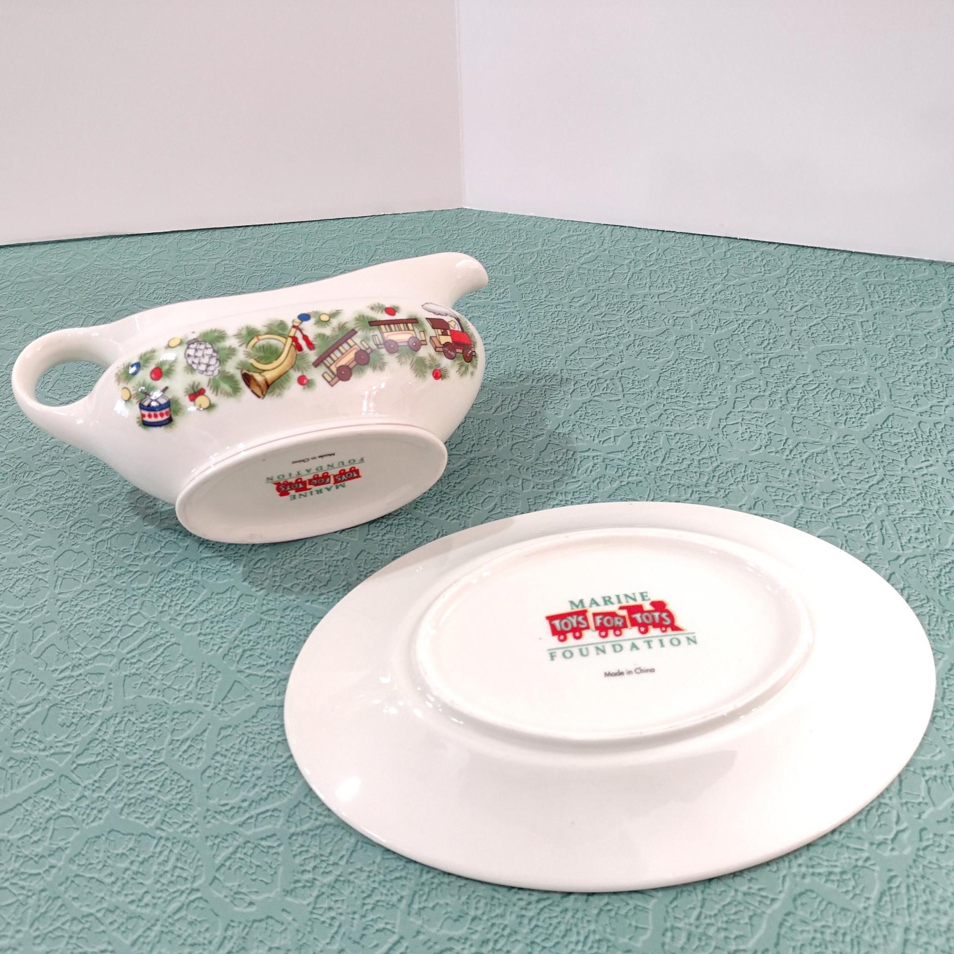 Vintage Marine Foundation Toys for Tots Gravy Boat with Under Dish, Toy Shop Christmas Sauce Boat