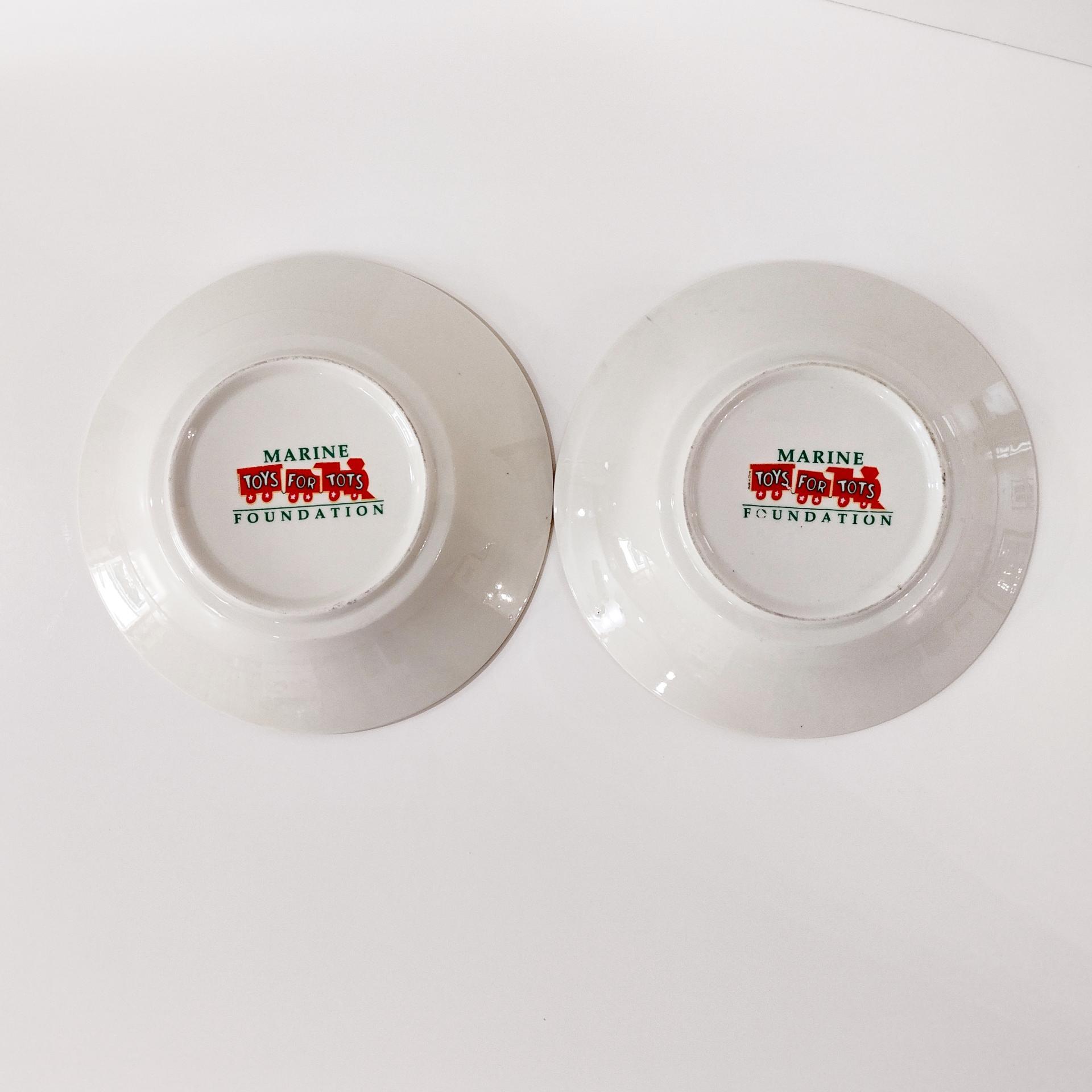 Vintage Marine Foundation Toys for Tots Coupe Soup Salad Bowls, Set of Two