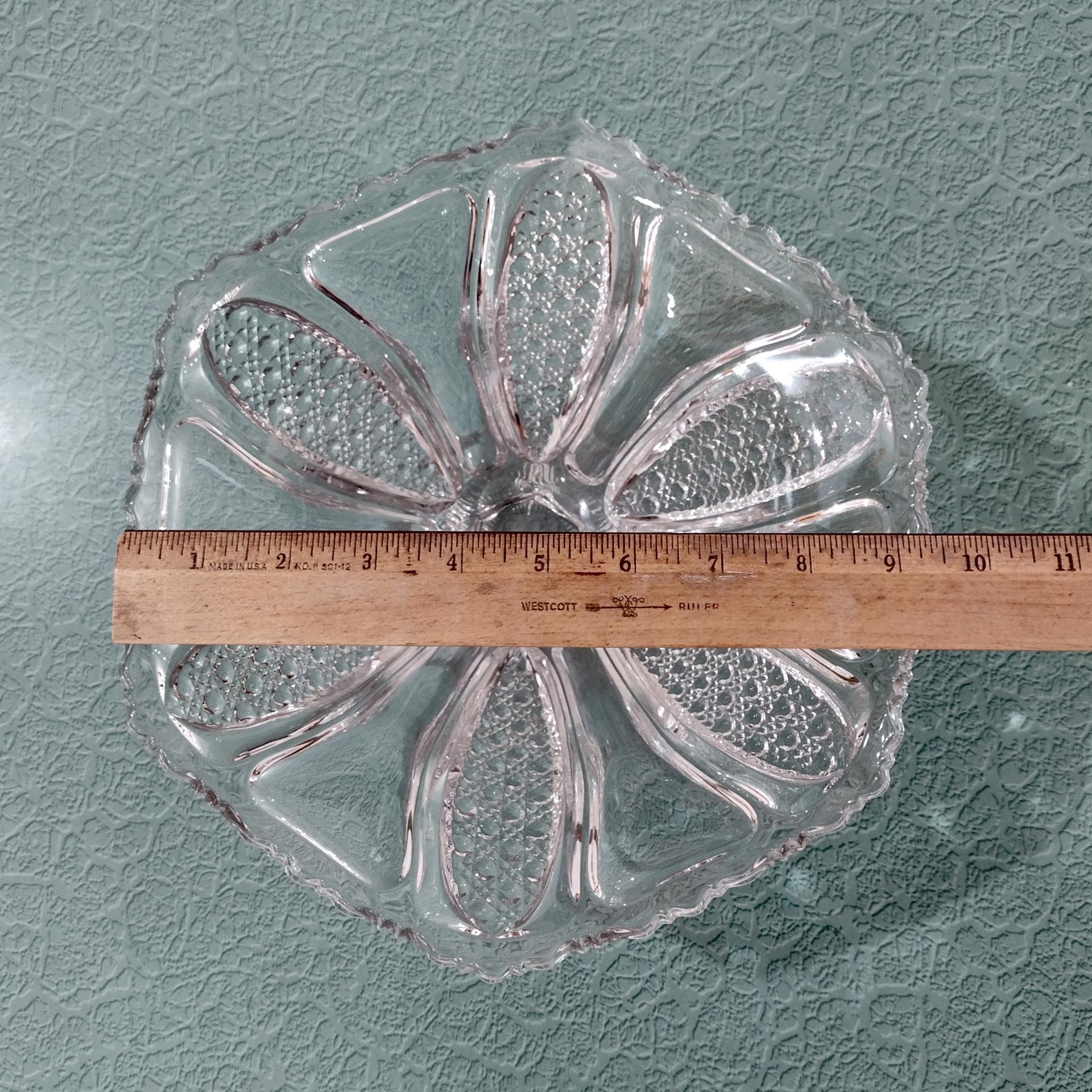 Antique Fostoria No 1578 Tuxedo Footed Clear Glass Fruit Bowl, Circa 1908, EAPG Paneled Button and Cane Decorative Centerpiece Bowl