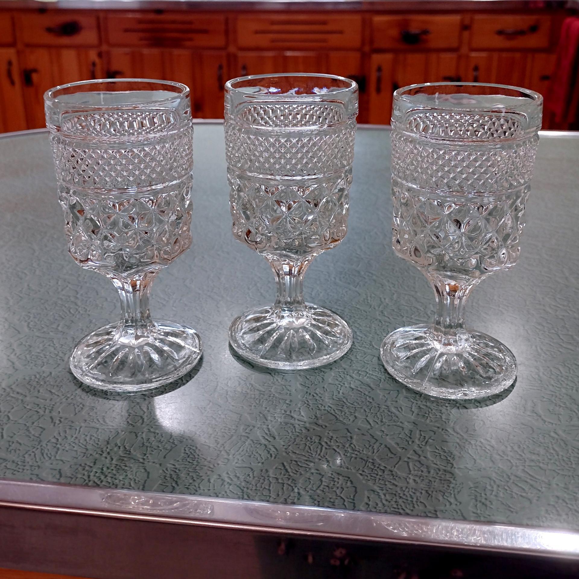 Vintage Anchor Hocking Wexford Claret Wine Glasses, Set of Three
