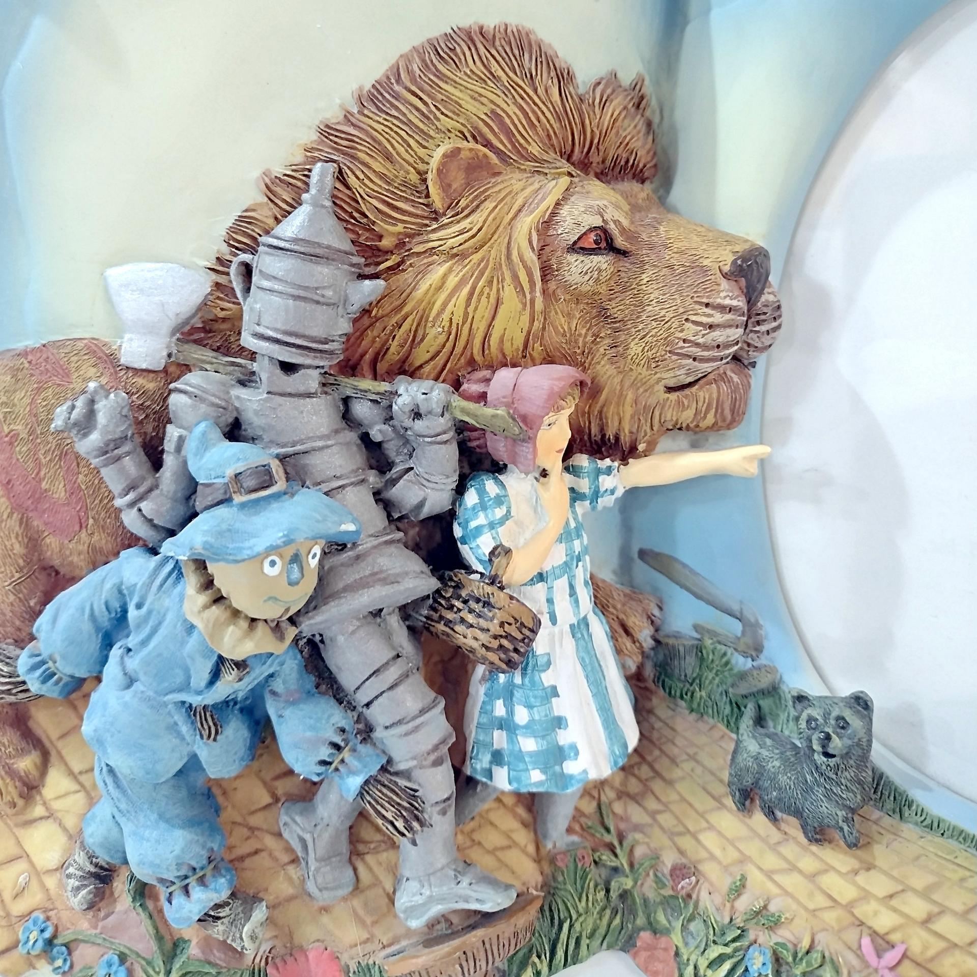 Vintage Wizard of Oz Storybook 3 D Picture Frame, 3 1/2" x 5" Photo Frame, Children's Room Decor