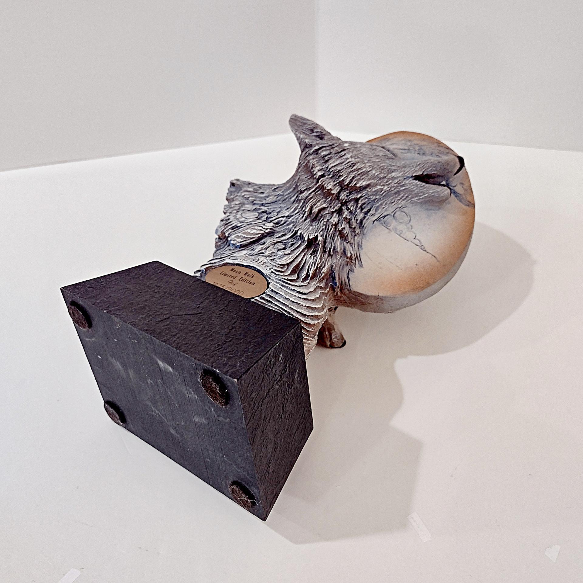 Vintage Rick Cain Moon Walk Two Sided Wolf Sculpture, 1993 Limited Edition Animal Figurine 1475/2000