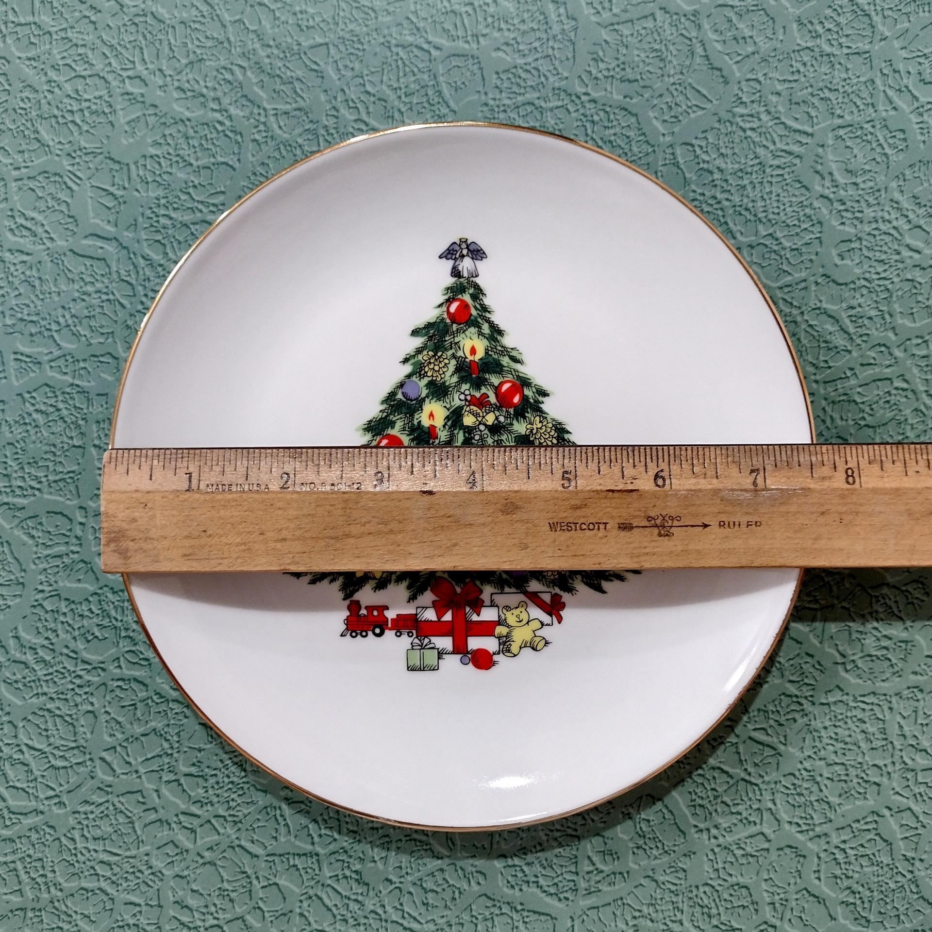 Vintage Christmas Tree Dessert Salad Appetizer Plates, Set of Four, Jamestown China Christmas Treasure Holiday Plates