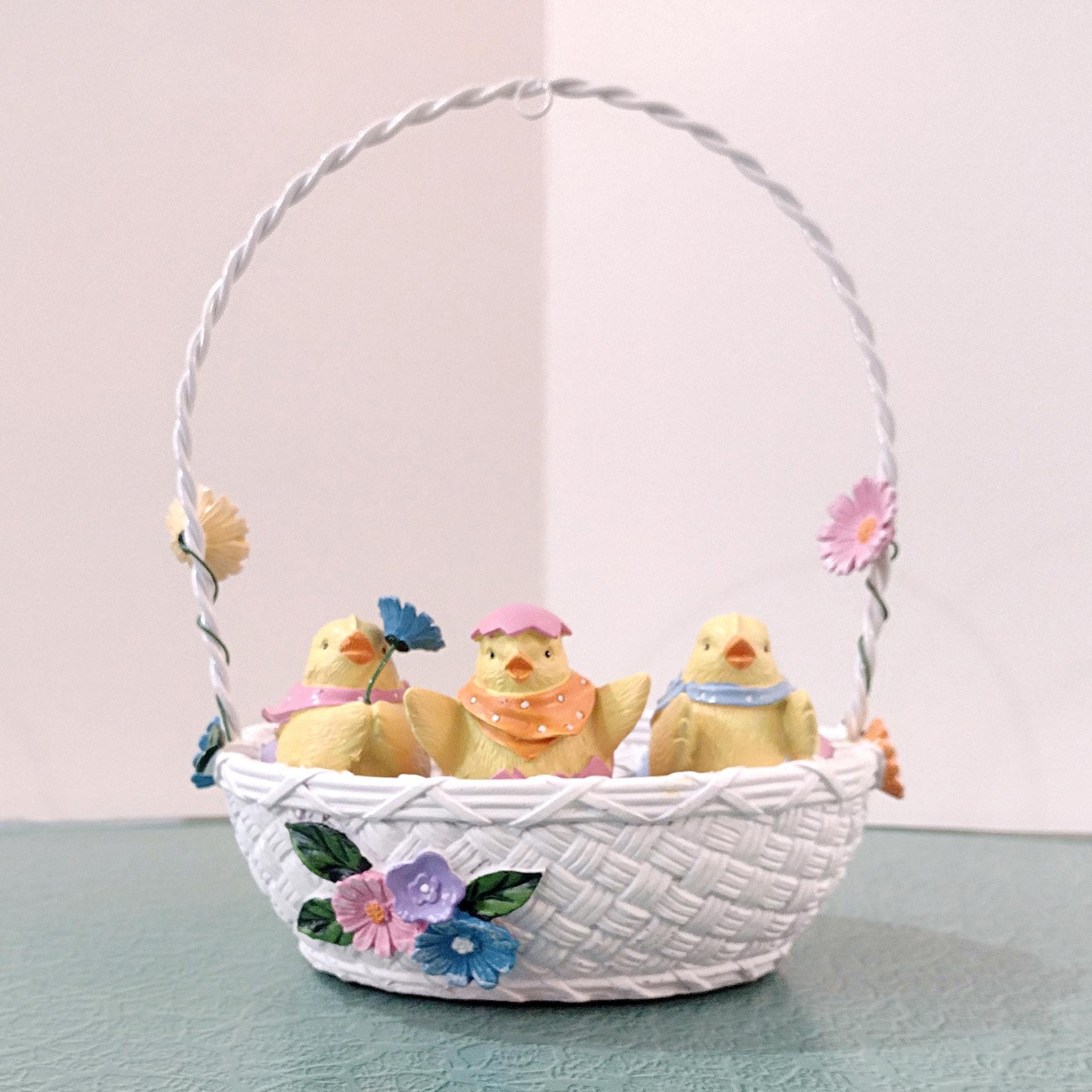 Vintage Yankee Candle Easter Basket Chicks Votive Holder, Tart Warmer