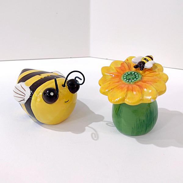 Vintage Ceramic Bumble Bee and Flower Salt and Pepper Shaker Set