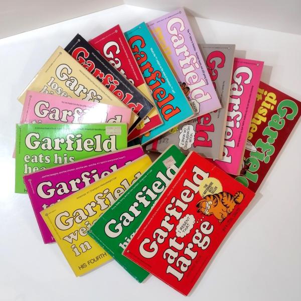 Vintage First Edition Garfield Comic Books, Lot of 14