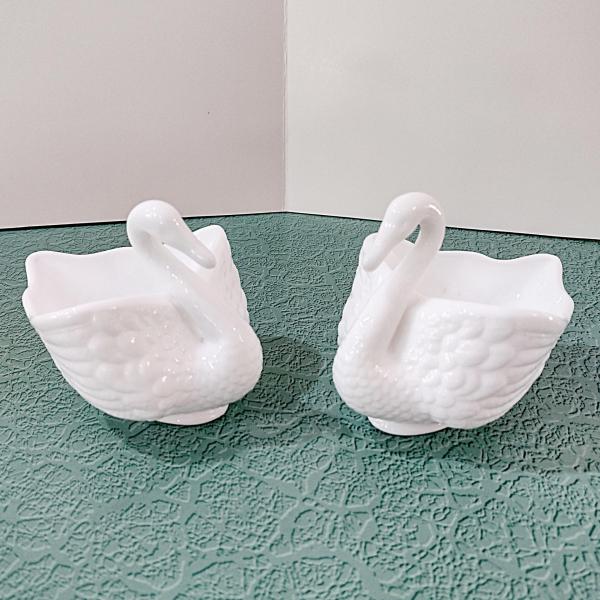 Vintage Imperial Milk Glass Swan Figurative Bowls, Swan Trinket Candy Dishes, Set of 2