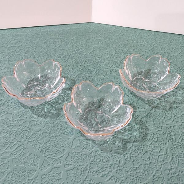 Vintage Flower Petal Mini Sauce Clear Glass Bowls, Set of Three, Small Food Preparation Bowls